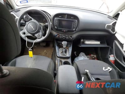 Zdjęcie 8 z 11 samochodu: 2022 KIA SOUL LX VIN:KNDJ23AU3N7820251 - miniatura
