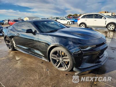 Czwarte zdjęcie samochodu z boku: 2017 CHEVROLET CAMARO SS VIN:1G1FH1R78H0160222 - miniatura