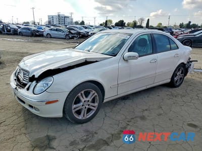 2004 MERCEDES-BENZ E 500 WDBUF70J24A415708 - główne zdjęcie licytacji z USA - miniatura