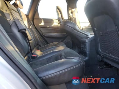 Zdjęcie 9 z 10 samochodu: 2018 VOLVO XC60 T8 R-DESIGN VIN:YV4BR0DM5J1079718 - miniatura