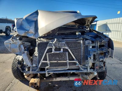 Piąte zdjęcie samochodu w środku: 2005 CHEVROLET SILVERADO K2500 HEAVY DUTY VIN:1GCHK232X5F850602 - miniatura