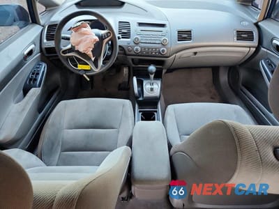 Zdjęcie 8 z 12 samochodu: 2010 HONDA CIVIC LX VIN:2HGFA1F5XAH322773 - miniatura