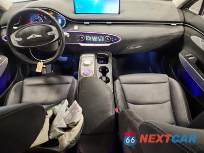 Zdjęcie 8 z 13 samochodu: 2025 GENESIS GV70 2.5T STANDARD VIN:KMUMADTB7SU211157 - miniatura