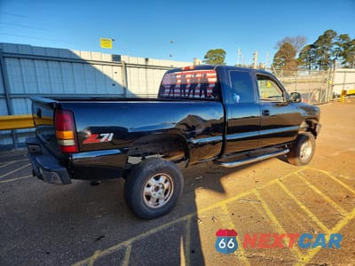 Trzecie zdjęcie samochodu z tyłu: 2000 CHEVROLET SILVERADO K1500 VIN:2GCEK19T8Y1395435 - miniatura