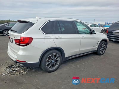 Trzecie zdjęcie samochodu z tyłu: 2016 BMW X5 XDR40E VIN:5UXKT0C52G0S77622 - miniatura