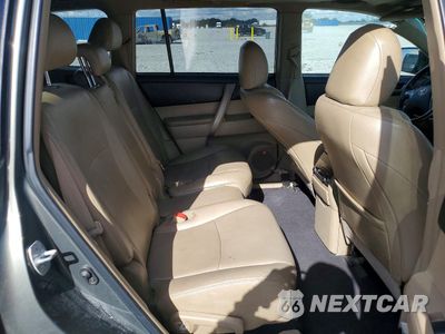 Zdjęcie 10 z 12 samochodu: 2011 TOYOTA HIGHLANDER BASE VIN:5TDBK3EH9BS055467 - miniatura