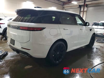 Trzecie zdjęcie samochodu z tyłu: 2025 LAND ROVER RANGE ROVER SPORT DYNAMIC SE VIN:SAL1L9FU2SA489887 - miniatura