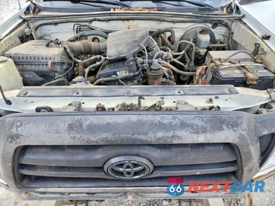 Zdjęcie 11 z 12 samochodu: 2006 TOYOTA TACOMA VIN:5TENX22N56Z259646 - miniatura