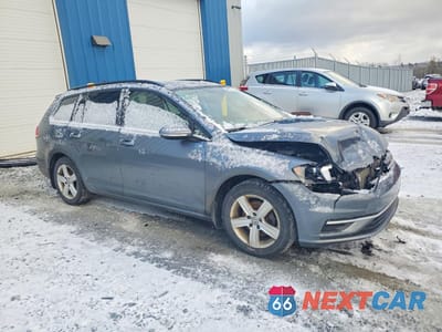 Czwarte zdjęcie samochodu z boku: 2019 VOLKSWAGEN GOLF SPORTWAGEN S VIN:3VW117AU0KM503987 - miniatura