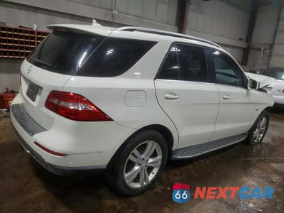 Trzecie zdjęcie samochodu z tyłu: 2012 MERCEDES-BENZ ML 350 BLUETEC VIN:4JGDA2EB2CA001035 - miniatura