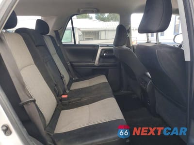 Zdjęcie 11 z 13 samochodu: 2015 TOYOTA 4RUNNER SR5/SR5 PREMIUM VIN:JTEBU5JRXF5268858 - miniatura