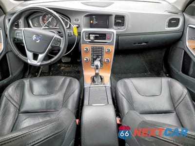 Zdjęcie 8 z 13 samochodu: 2016 VOLVO S60 PREMIER VIN:LYV402FK1GB108209 - miniatura