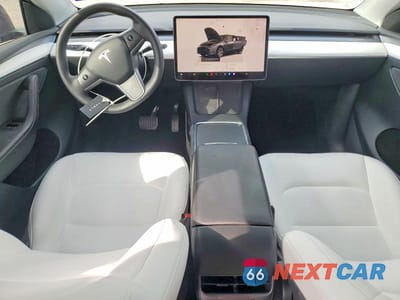 Zdjęcie 8 z 12 samochodu: 2022 TESLA MODEL Y VIN:7SAYGDEE2NF534168 - miniatura