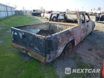 Trzecie zdjęcie samochodu z tyłu: 2002 GMC NEW SIERRA C1500 VIN:2GTEC19V721287894 - miniatura