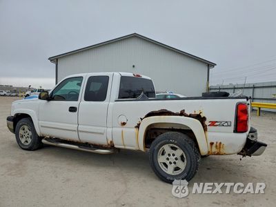 Drugie zdjęcie samochodu z przodu: 2005 CHEVROLET SILVERADO K1500 VIN:1GCEK19Z45Z322389 - miniatura