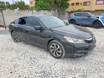 Czwarte zdjęcie samochodu z boku: 2017 HONDA ACCORD EX VIN:1HGCR2F02HA224142 - miniatura