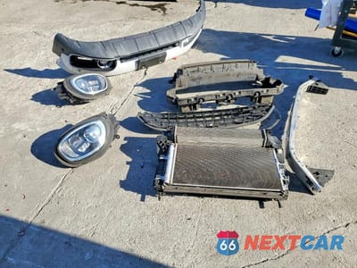 Zdjęcie 12 z 12 samochodu: 2019 MINI COOPER COUNTRYMAN VIN:WMZYS7C53K3F44672 - miniatura