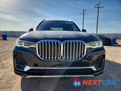 Piąte zdjęcie samochodu w środku: 2022 BMW X7 XDRIVE40I VIN:5UXCW2C07N9M85919 - miniatura