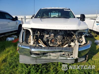 Piąte zdjęcie samochodu w środku: 2022 FORD F550 SUPER DUTY VIN:1FD0X5HT3NEC65914 - miniatura
