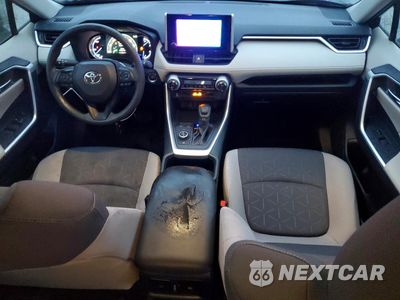 Zdjęcie 8 z 14 samochodu: 2025 TOYOTA RAV4 XLE VIN:JTMRWRFV8SJ082585 - miniatura