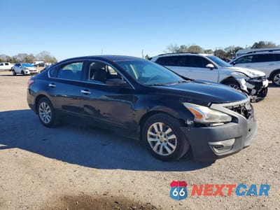 Czwarte zdjęcie samochodu z boku: 2015 NISSAN ALTIMA 2.5 VIN:1N4AL3AP4FC472241 - miniatura