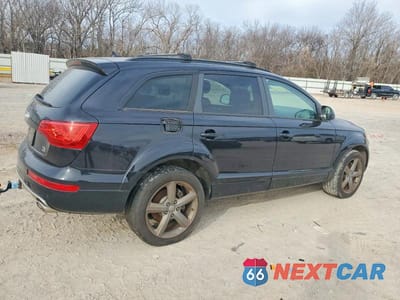 Trzecie zdjęcie samochodu z tyłu: 2015 AUDI Q7 TDI PREMIUM PLUS VIN:WA1LMAFEXFD009942 - miniatura