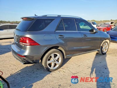 Trzecie zdjęcie samochodu z tyłu: 2018 MERCEDES-BENZ GLE 350 VIN:4JGDA5JB4JB115164 - miniatura