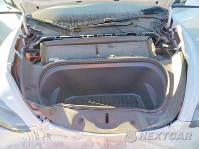Zdjęcie 11 z 12 samochodu: 2022 TESLA MODEL Y VIN:7SAYGDEF9NF493336 - miniatura