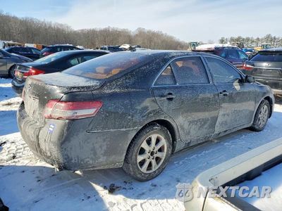 Trzecie zdjęcie samochodu z tyłu: 2010 TOYOTA CAMRY BASE VIN:4T4BF3EK0AR077143 - miniatura