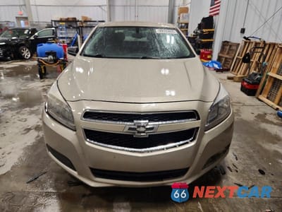 Piąte zdjęcie samochodu w środku: 2013 CHEVROLET MALIBU LS VIN:1G11B5SA5DF143619 - miniatura