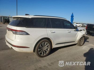 Trzecie zdjęcie samochodu z tyłu: 2025 LINCOLN AVIATOR VIN:5LM5J6WC5SGL23437 - miniatura