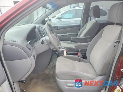 Zdjęcie 7 z 12 samochodu: 2010 TOYOTA SIENNA CE VIN:5TDKK4CC3AS339267 - miniatura