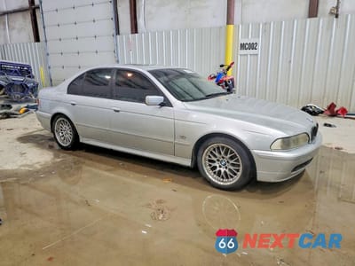 Czwarte zdjęcie samochodu z boku: 2002 BMW 530 I AUTOMATIC VIN:WBADT63422CH85021 - miniatura