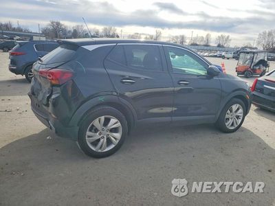 Trzecie zdjęcie samochodu z tyłu: 2024 BUICK ENCORE GX PREFERRED VIN:KL4AMBSL2RB213068 - miniatura