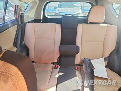 Zdjęcie 10 z 12 samochodu: 2017 TOYOTA RAV4 XLE VIN:JTMWFREV8HJ119373 - miniatura