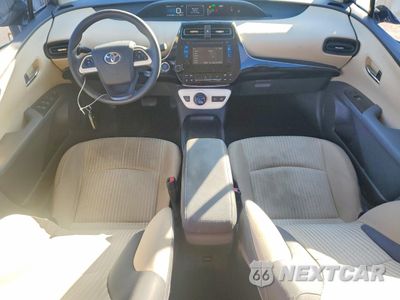 Zdjęcie 8 z 14 samochodu: 2016 TOYOTA PRIUS VIN:JTDKARFU1G3500567 - miniatura