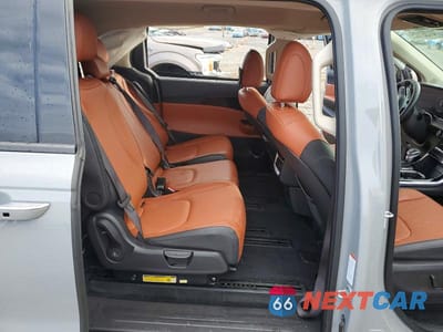 Zdjęcie 11 z 12 samochodu: 2024 KIA CARNIVAL SX VIN:KNDNE5H3XR6421138 - miniatura