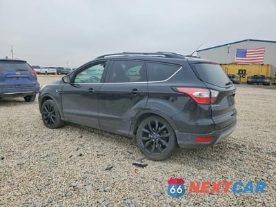 Drugie zdjęcie samochodu z przodu: 2018 FORD ESCAPE SE VIN:1FMCU0GD2JUD57843 - miniatura