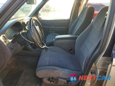 Zdjęcie 7 z 12 samochodu: 1999 FORD EXPLORER VIN:1FMZU34XXXZB03948 - miniatura