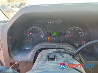 Zdjęcie 9 z 13 samochodu: 2012 FORD E150 UTILITY / SERVICE VAN VIN:1FTNE1EW4CDA98019 - miniatura