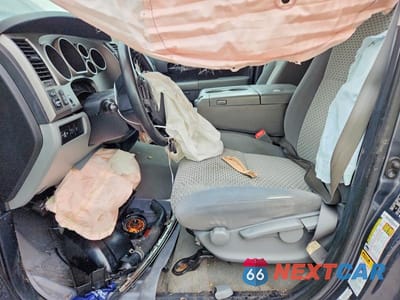 Zdjęcie 7 z 12 samochodu: 2010 TOYOTA TUNDRA CREWMAX SR5 VIN:5TFDM5F18AX011209 - miniatura