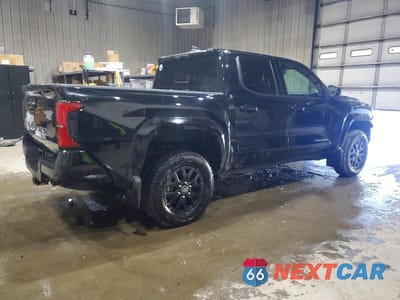 Trzecie zdjęcie samochodu z tyłu: 2025 TOYOTA TACOMA SR5 VIN:3TMLB5JN7SM159015 - miniatura