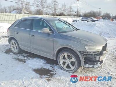 Czwarte zdjęcie samochodu z boku: 2017 AUDI Q3 PREMIUM PLUS VIN:WA1JCCFS6HR009907 - miniatura