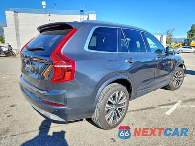 Trzecie zdjęcie samochodu z tyłu: 2022 VOLVO XC90 T6 MOMENTUM VIN:YV4A22PK0N1860321 - miniatura