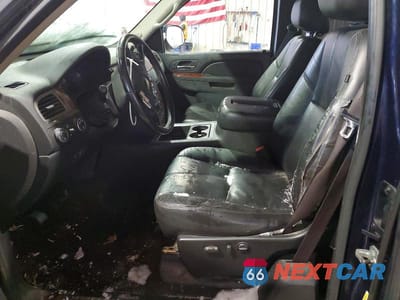 Zdjęcie 7 z 11 samochodu: 2010 CHEVROLET SILVERADO K1500 LTZ VIN:1GCSKTE30AZ167141 - miniatura