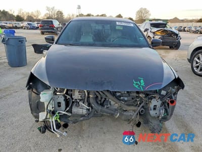 Piąte zdjęcie samochodu w środku: 2016 VOLKSWAGEN JETTA SPORT VIN:3VWD17AJ4GM288852 - miniatura