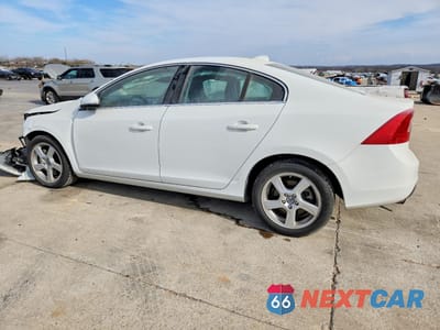 Drugie zdjęcie samochodu z przodu: 2012 VOLVO S60 T5 VIN:YV1622FS9C2021098 - miniatura