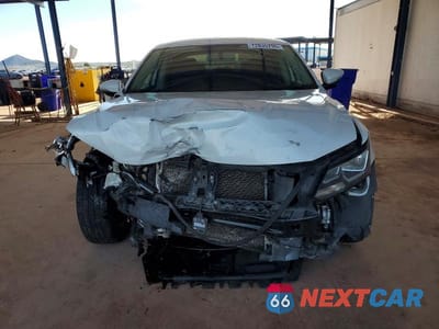 Piąte zdjęcie samochodu w środku: 2017 VOLKSWAGEN PASSAT S VIN:1VWAT7A34HC014326 - miniatura