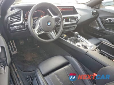 Zdjęcie 8 z 12 samochodu: 2025 BMW Z4 M40I VIN:WBAHF9C06SWY43523 - miniatura