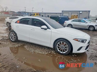 Czwarte zdjęcie samochodu z boku: 2022 MERCEDES-BENZ A 220 VIN:W1K3G4EB1NJ363747 - miniatura